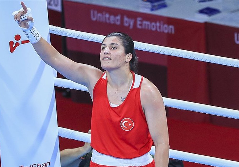 BUSENAZ SÜRMENELİ AVRUPA ÜÇÜNCÜSÜ