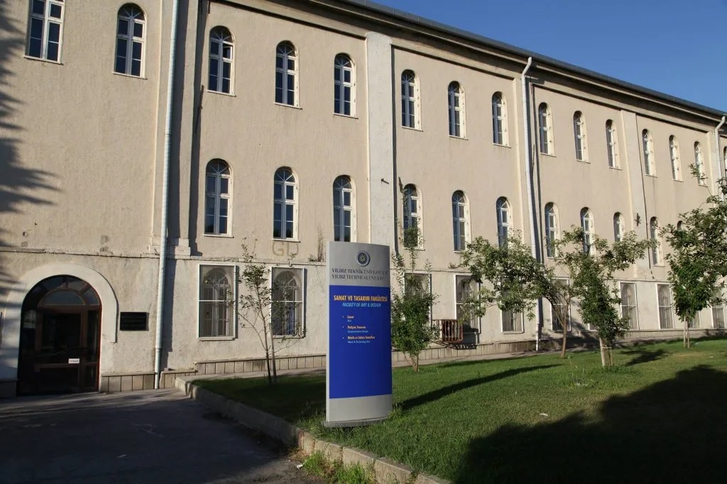 Yıldız Teknik Üniversitesi, Of'ta sınıf açtı!