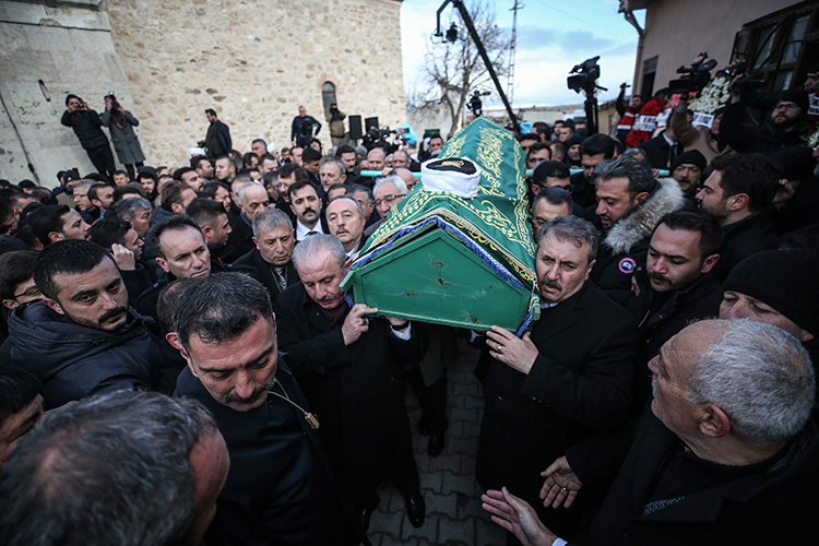 BBP Genel Başkanı Destici'nin babası Ali İhsan Destici'nin cenazesi defnedildi