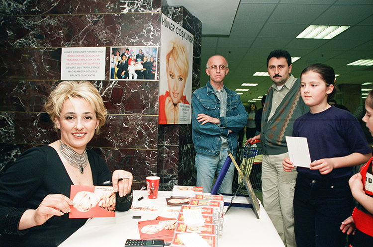 Hüner Coşkuner, vefatının ikinci yılında anılıyor