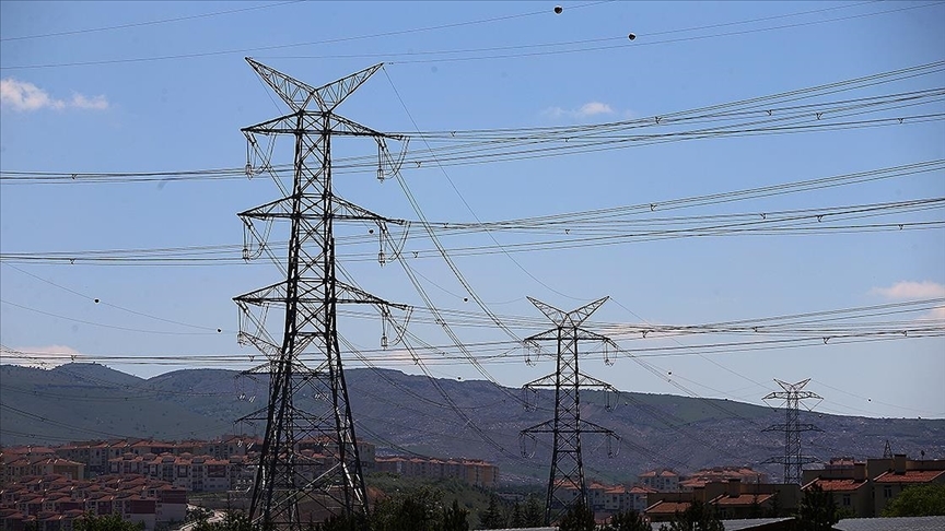 SHURA: Net sıfır hedefi için elektrik sistemine yıllık 15 milyar dolar yatırım gerekiyor