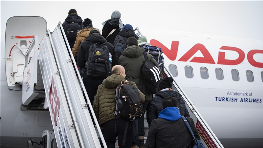 YÖK Başkanı Özvar: Deprem bölgesi dışındaki üniversitelerin tıp fakültelerinin sağlık personeli bölgeye intikal etmiştir