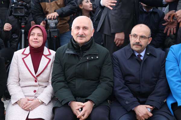 Ulaştırma ve Altyapı Bakanı Karaismailoğlu, Ganita-Faroz Sahil Düzenlemesi Açılış Töreni'nde konuştu: