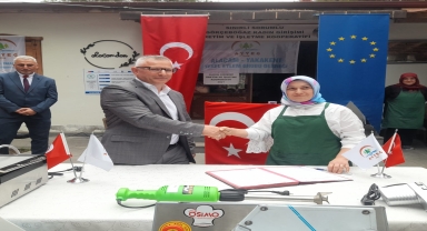 Alaçam Yakakent Yerel Eylem Grubu Derneğinden kadın kooperatifine hibe desteği