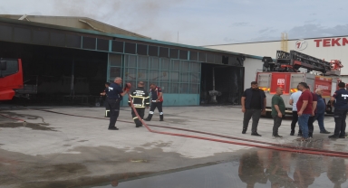 Amasya’da fabrika yangınında dumandan etkilenen 8 kişi hastaneye kaldırıldı
