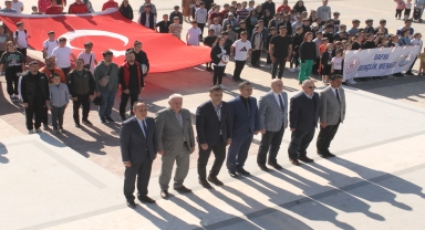 Bafra'da Gençlik Haftası yürüyüşü düzenlendi