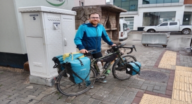 Bisikletiyle dünya turuna çıkan İngiliz turist, Gerede'de mola verdi