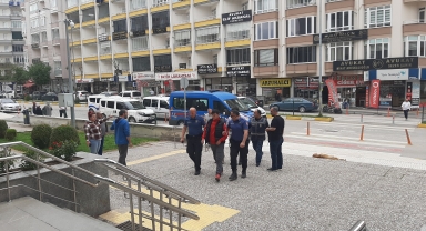 Çorum'da bir kişinin silahla yaralanmasıyla ilgili 2 kişi tutuklandı
