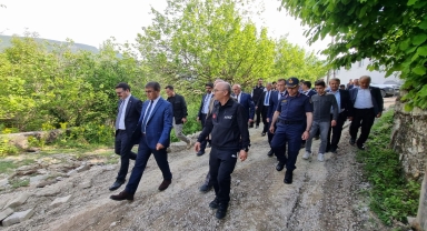 Karabük'te sağanaktan zarar gören alanlarda onarım çalışması sürüyor