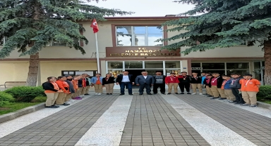 Şampiyon okçulardan Belediye Başkanı Bayrakdar'a ziyaret