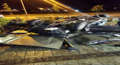 Samsun'da iki otomobilin çarpıştığı kazada 4 kişi öldü