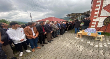 Samsun'daki kazada hayatını kaybeden 3 kişinin cenazesi defnedildi