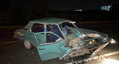 Samsun'un Çarşamba ilçesinde iki otomobilin çarpışması sonucu 6 kişi yaralandı.