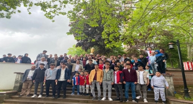Samsunspor'un şampiyonluk kupası Ladik'te sergilendi