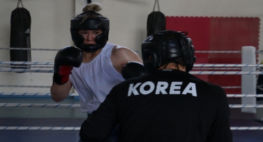 Türkiye Boks Federasyonu Başkanı Gözgeç, Kadın Milli Takımı'nı ziyaret etti