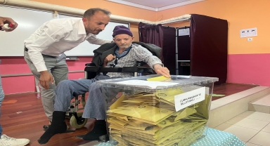 Türkiye sandık başında