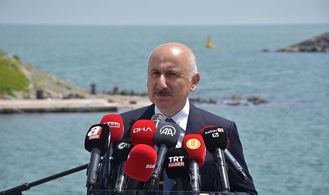 Ulaştırma ve Altyapı Bakanı Karaismailoğlu, Trabzon'da konuştu: