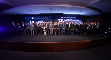 Yeditepe Üniversitesi'ne