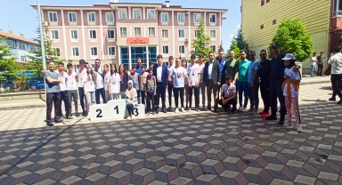 Yeşilyurt ilçesinde Gençlik Haftası nedeniyle koşu düzenlendi