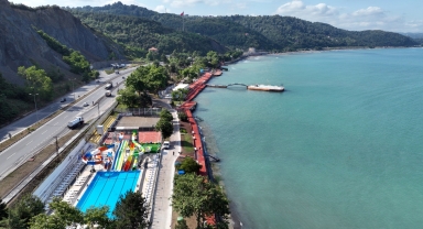 Zonguldak'taki Sevgi ve Barış Plajı'na