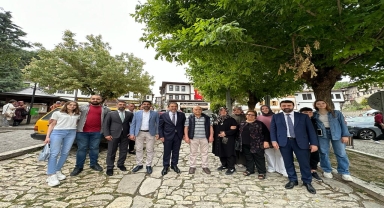 AK Parti Karabük milletvekilleri Şahin ve Keskinkılıç, Safranbolu'da temaslarda bulundu
