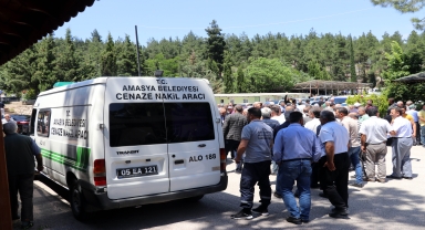 Amasya'da sele kapılan kadının cenazesi defnedildi
