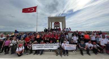 Atatürk ve İstiklal Yolu Yürüyüşü'nün 70 kilometrelik kısmı tamamlandı