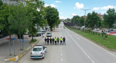 Boyabat'ta dronlu trafik denetimi yapıldı