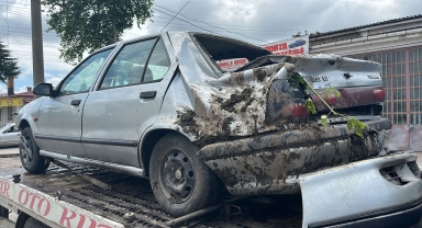 Çarşamba'da su kanalına giren otomobilin sürücüsü yaralandı