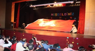 Cide'de Kur'an kursu öğrencileri yıl sonu gösterisi düzenledi