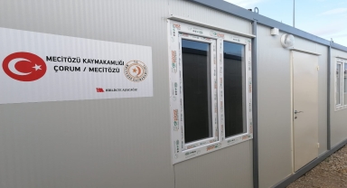 Çorum'un Mecitözü ilçesinden deprem bölgesine konteyner desteği