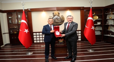 Gençlik ve Spor Bakanı Bak, RTEÜ mezuniyet töreninde konuştu: