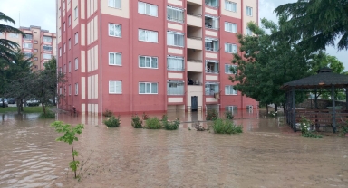 GÜNCELLEME - Amasya'da sağanak hayatı olumsuz etkiledi