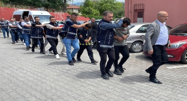 GÜNCELLEME - Karabük'te hırsızlık operasyonunda yakalanan 10 şüpheliden 8'i tutuklandı