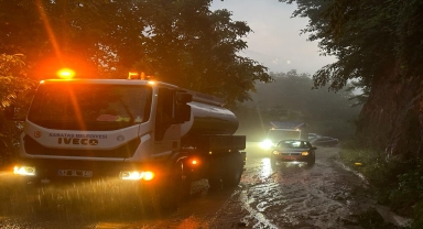 GÜNCELLEME - Ordu'da heyelan nedeniyle ulaşıma kapanan üç ilçenin bağlantı yolu ulaşıma açıldı