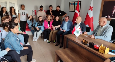 Gürcistan Batum Shota Rustaveli Devlet Üniversitesi öğrencileri Salıpazarı ilçesinde