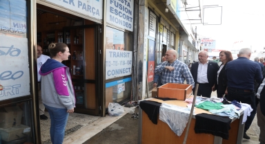 İYİ Parti Grup Başkanvekili Erhan Usta, Samsun'da sel bölgesinde incelemelerde bulundu