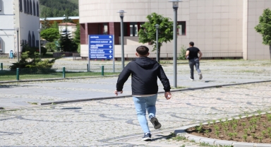 Karadeniz'deki 7 ilde YKS'nin ilk oturumu yapılıyor