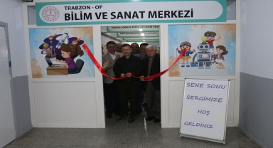 Of Bilim Sanat Merkezi yıl sonu sergisi açıldı