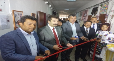 Pazar Halk Eğitim Merkezinin yıl sonu sergisi açıldı
