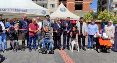 Salıpazarı'nda engelliler yararına kermes düzenlendi