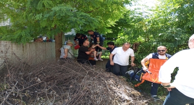 Samsun'da kolu bahçenin demir korkuluğuna saplanan çocuk hastaneye kaldırıldı
