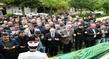 Samsun'da sel sularına kapılarak hayatını kaybeden kişinin cenazesi toprağa verildi