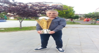 Samsunspor'un şampiyonluk kupası Alaçam'da sergilendi