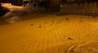 Tokat'ın Almus ilçesinde sağanak hayatı olumsuz etkiledi