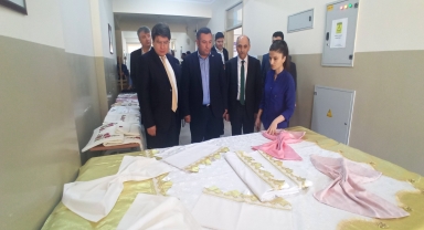 Yeşilyurt Halk Eğitimi Merkezi yıl sonu sergisi açıldı