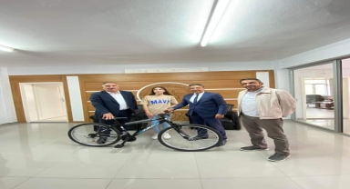 Bayburt'ta başarılı öğrenciler ödüllendirildi