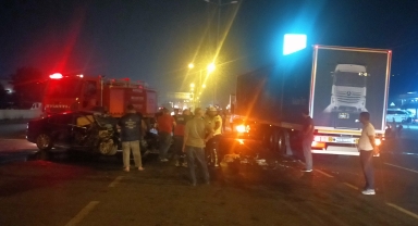 Bolu Dağı'nda tırla otomobilin çarpıştığı kazada 2 kişi yaralandı