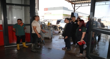 Düzce'de selin izlerini silme çalışmaları devam ediyor