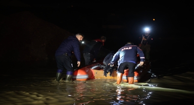 Düzce'de su baskınlarında mahsur kalanlar kurtarıldı